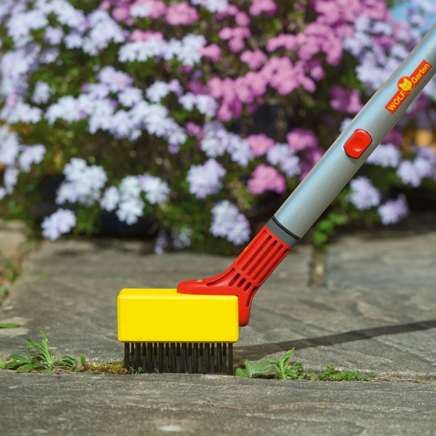 Wolf Garten - Weeding Brush