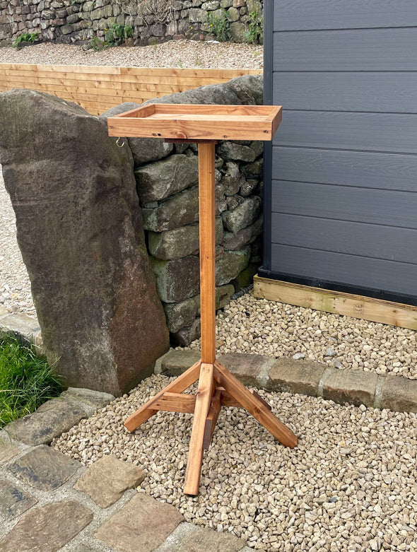 Charles Taylor - Extra Large Bird Feeding Station