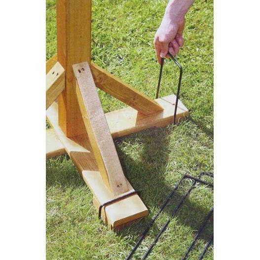 Tom Chambers - Bird Table Stabiliser Pegs