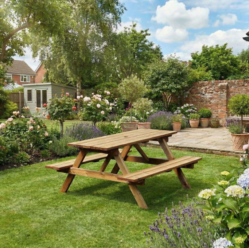 Charles Taylor - Gold Series Picnic Table (6 Seater)