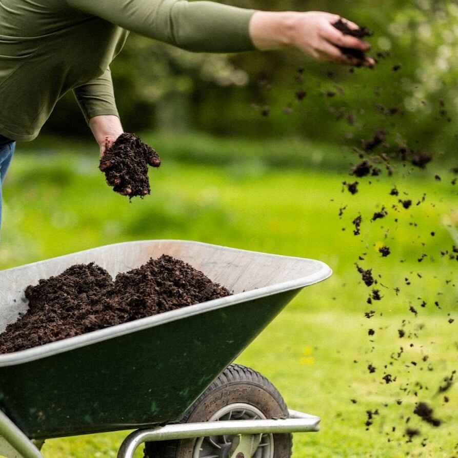 RocketGro Peat-Free Lawn Feed & Turf Dressing - 40L